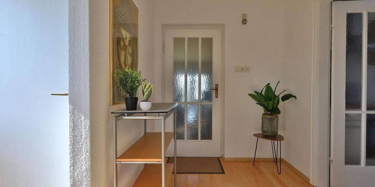 Etagenwohnung Vöhringen - 3 Zimmer, 75 m&sup2;, 220.000&euro; | Angebot:25996576