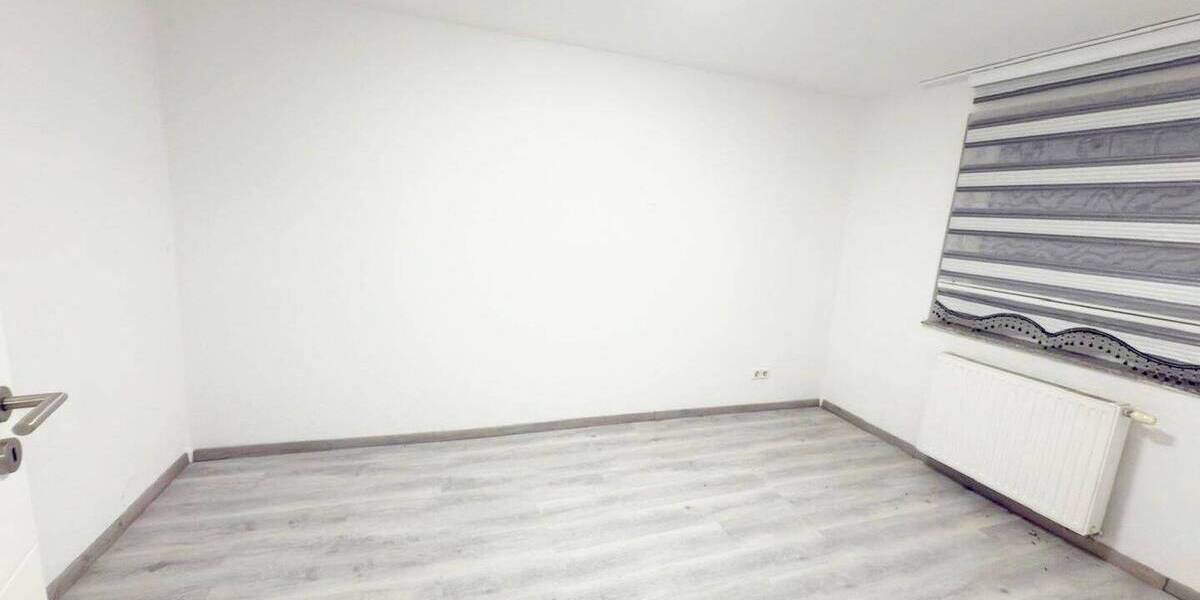 Mehrfamilienhaus, Wohnhaus Ichenhausen - 8 Zimmer, 176 m&sup2;, 399.000&euro; | Angebot:25746764