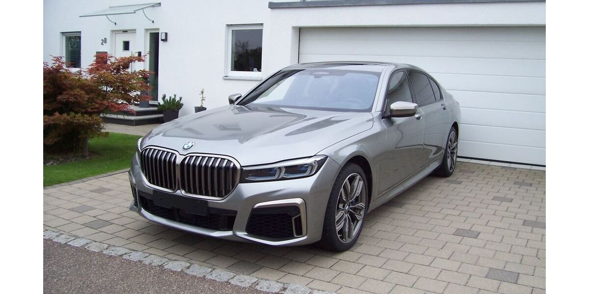 BMW M760 76.500 km 129.990 &euro; Vöhringen 89269