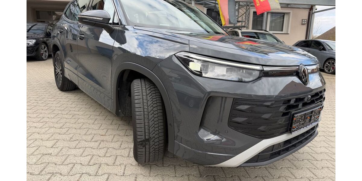 VW Tayron 21.100 km 39.984 &euro; Ulm 89079