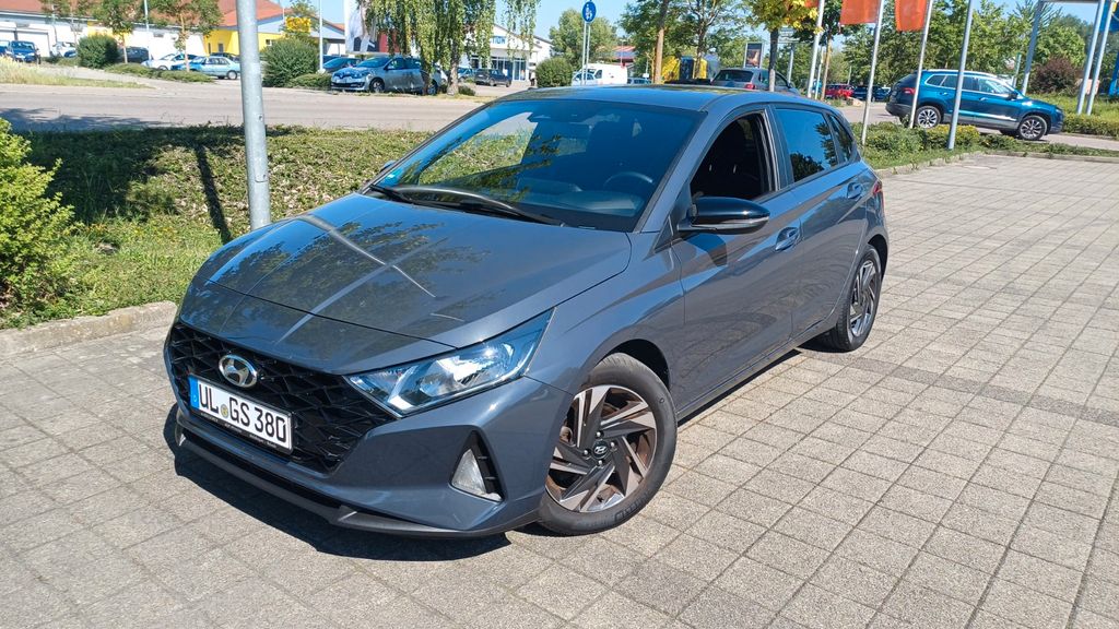Hyundai i20 33.600 km 16.490 &euro; Langenau 89129