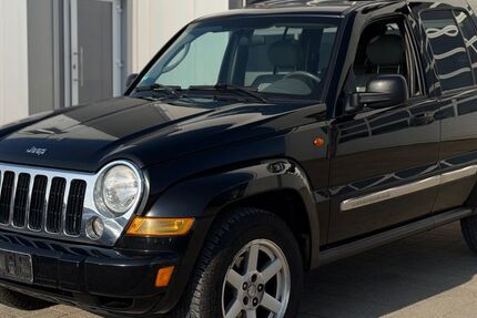 Jeep Cherokee 290.000 km 3.590 &euro; Elchingen 89275