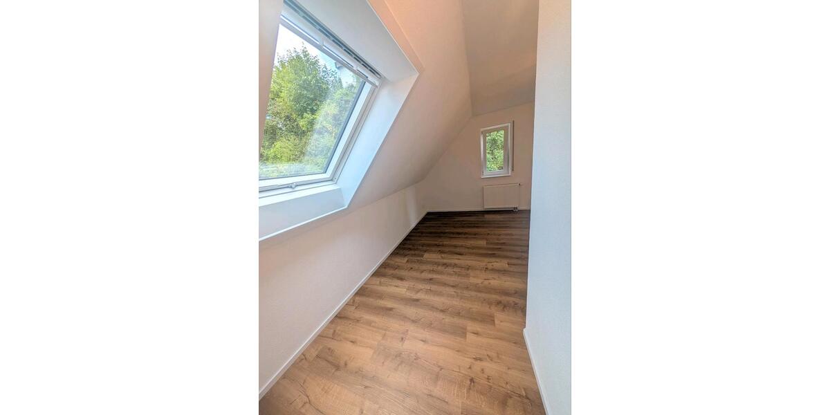 Dachgeschoßwohnung Blaustein - 2 Zimmer, 34 m&sup2;, 155.000&euro; | Angebot:27285714