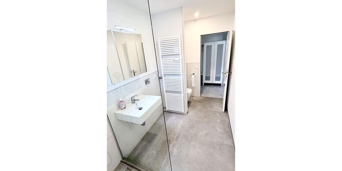 Etagenwohnung Neu-Ulm Stadtmitte - 2 Zimmer, 60 m&sup2;, 255.000&euro; | Angebot:25780301