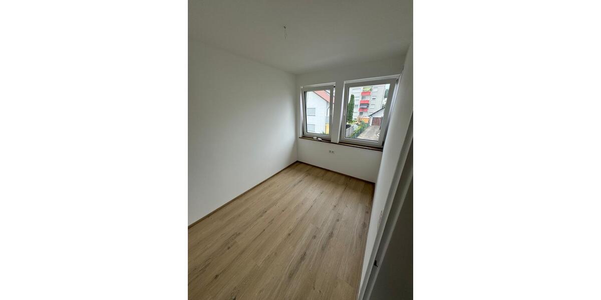 Etagenwohnung Günzburg - 3 Zimmer, 78 m&sup2;, 1.100&euro; | Angebot:25990589