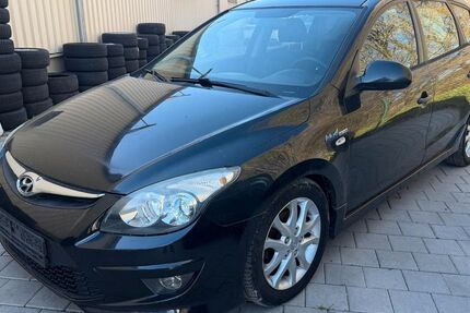 Hyundai i30 356.000 km 999 &euro; Mietingen 88487