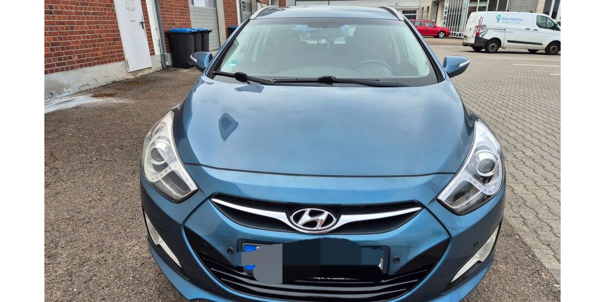 Hyundai i40 205.926 km 4.900 &euro; Neu-Ulm 89231