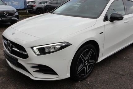 Mercedes-Benz A 250 83.520 km 24.400 &euro; Geislingen/ Steige 73312