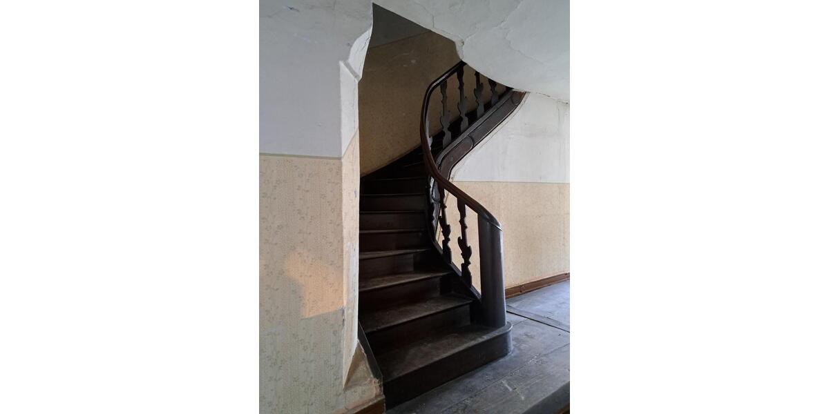 Einfamilienhaus Weißenhorn - 12 Zimmer, 180 m&sup2;, 690.000&euro; | Angebot:24981103