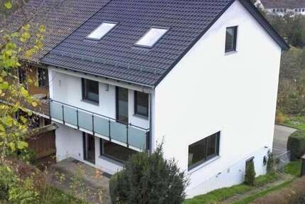 Haus Günzburg - 7 Zimmer, 218 m&sup2;, 595.000&euro; | Angebot:25401002