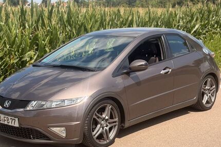 Honda Civic 119.500 km 9.250 &euro; Neu-Ulm 89231