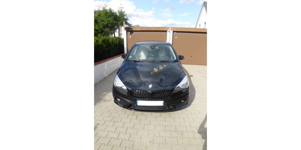 BMW 218 Active Tourer 202.000 km 7.900 &euro; Leipheim 89340