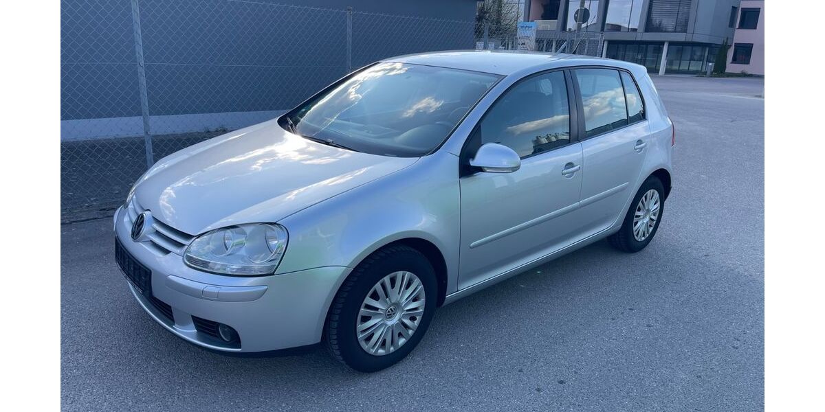 VW Golf 227.000 km 1.690 &euro; Offingen 89362