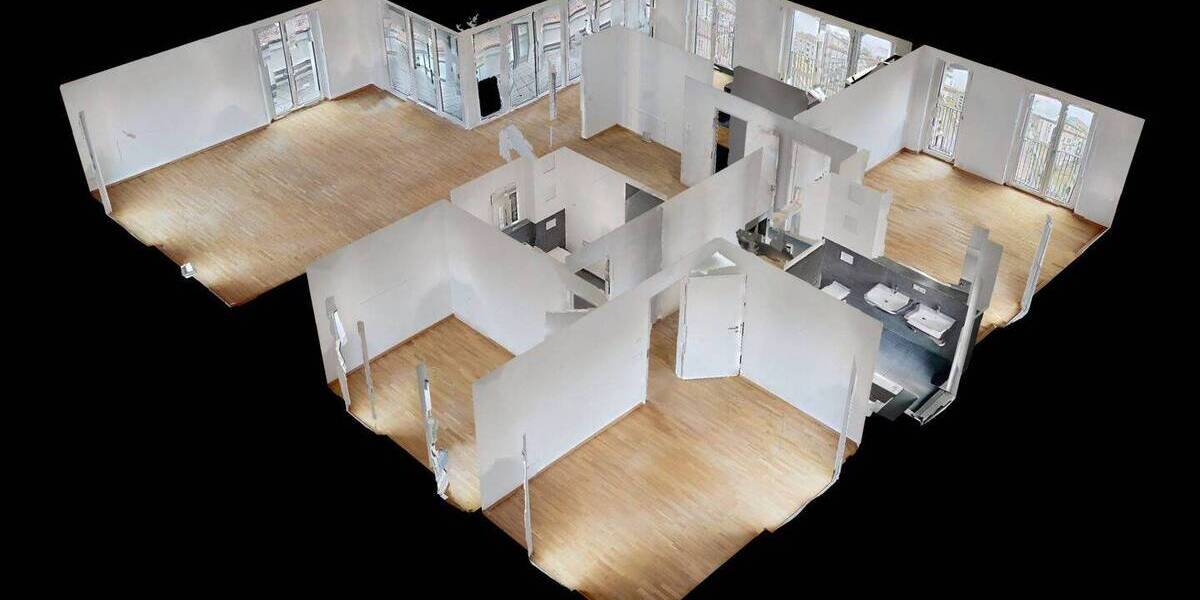 Etagenwohnung Ulm Mitte - 4 Zimmer, 174 m&sup2;, 2.400&euro; | Angebot:25736378