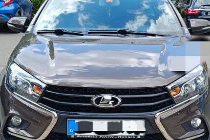 Lada Vesta 68.000 km 10.650 &euro; Ehingen (Donau) 89584