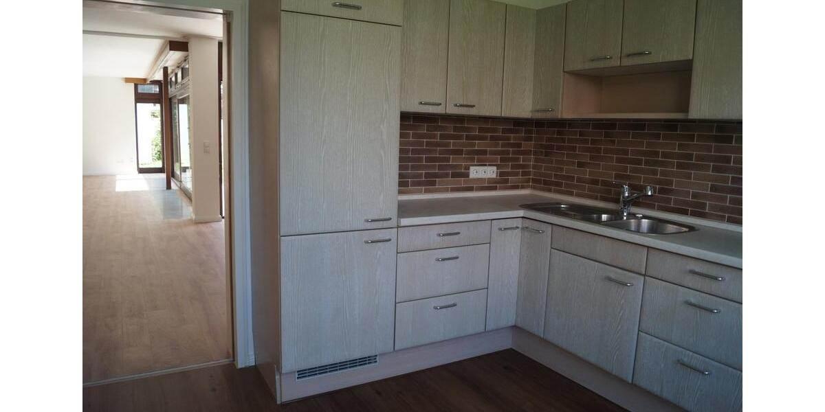 Bungalow Senden - 7 Zimmer, 210 m&sup2;, 2.150&euro; | Angebot:25337801