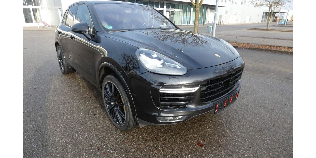 Porsche Cayenne 255.000 km 26.980 &euro; Neu-Ulm 89231