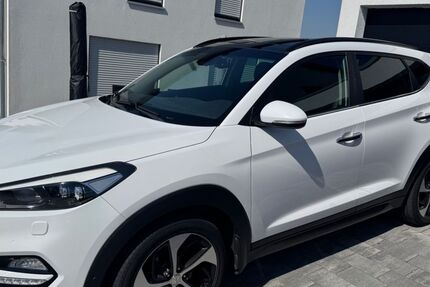 Hyundai TUCSON 130.000 km 12.899 &euro; Gerstetten 89547