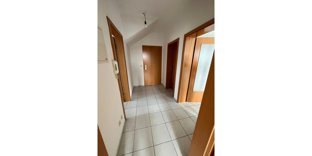 Dachgeschoßwohnung Erbach - 2 Zimmer, 55 m&sup2;, 235.000&euro; | Angebot:26024344