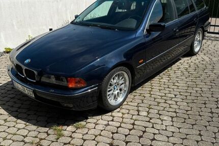 BMW 523 349.000 km 6.800 &euro; Vöhringen 89269