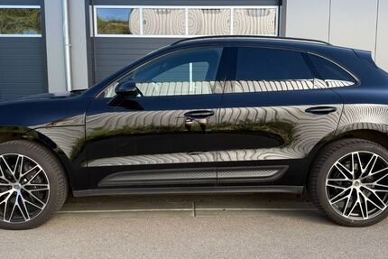 Porsche Macan 102.000 km 47.900 &euro; Ulm 89075