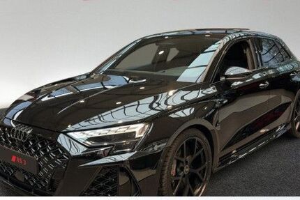 Audi RS3 2.000 km 74.870 &euro; Ulm 89073