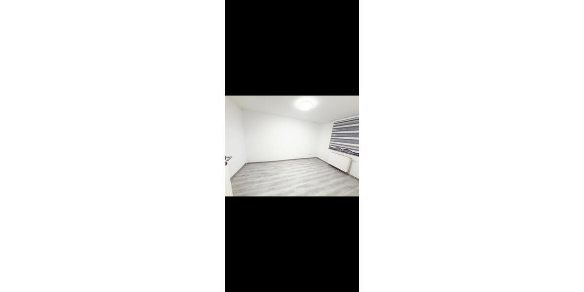 Mehrfamilienhaus, Wohnhaus Ichenhausen - 8 Zimmer, 176 m&sup2;, 389.000&euro; | Angebot:27002011