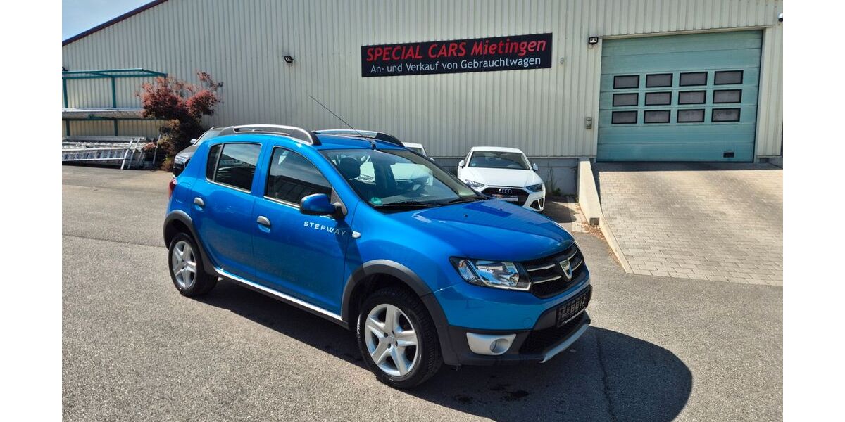 Dacia Sandero 98.000 km 4.950 &euro; Mietingen 88487