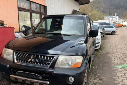 Mitsubishi Pajero 290.000 km 1.790 &euro; Gussenstadt 89547