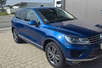 VW Touareg 85.500 km 23.800 &euro; Erbach 89155