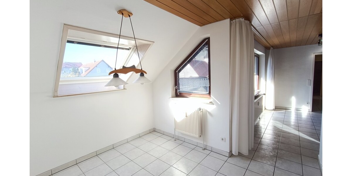 Helle u. ruhige 3,5-Zimmer-Wohnung mit Garage in zentraler Lage in Senden - 3.5 Senden | Angebot:25365255