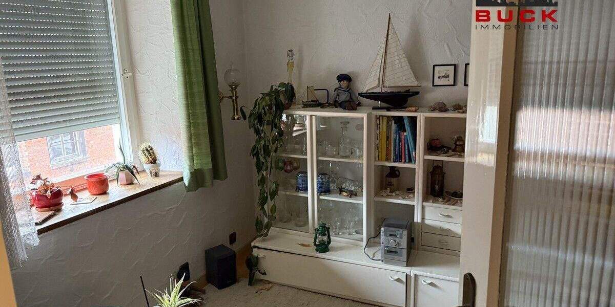 Einfamilienhaus Geislingen - 8 Zimmer, 133 m&sup2;, 165.000&euro; | Angebot:25696263