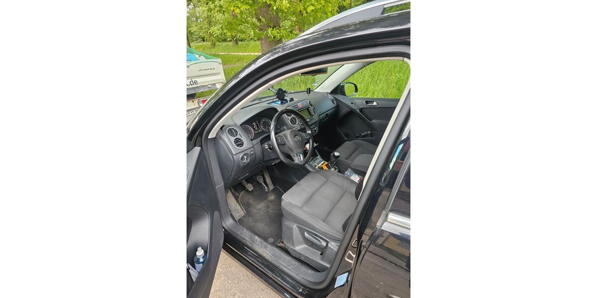VW Tiguan 157.600 km 5.700 &euro; Ulm 89073