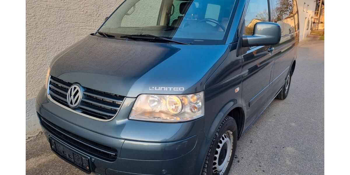 VW T5 Multivan 208.335 km 10.990 &euro; Weißenhorn 89264