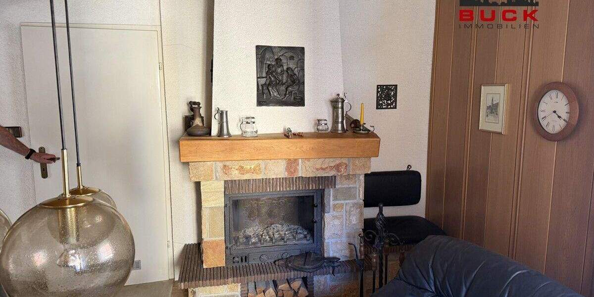 Einfamilienhaus Geislingen - 8 Zimmer, 133 m&sup2;, 165.000&euro; | Angebot:25696263