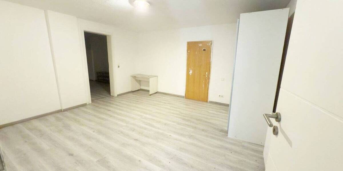 Mehrfamilienhaus, Wohnhaus Ichenhausen - 8 Zimmer, 176 m&sup2;, 399.000&euro; | Angebot:25746764