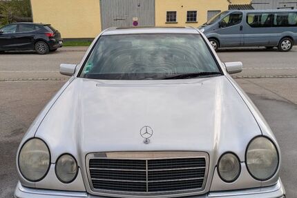 Mercedes-Benz E 230 200.000 km 3.300 &euro; Gerstetten 89547