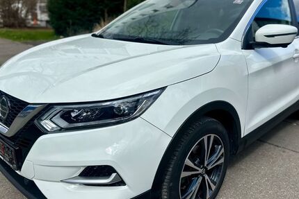 Nissan Qashqai 96.976 km 15.500 &euro; Ulm 89079