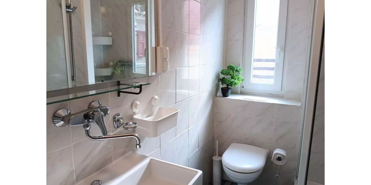 Weißenhorn Altstadt - 2 Zimmer, teilmöbliert, Einbauküche - Etagenwohnung Weißenhorn Hegelhofen | Angebot:26233157