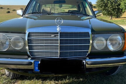 Mercedes-Benz E 230 205.850 km 9.600 &euro; Ulm 89073