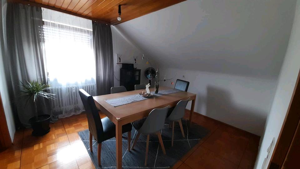 Dachgeschoßwohnung Achstetten - 4 Zimmer, 80 m&sup2;, 1.100&euro; | Angebot:25547162