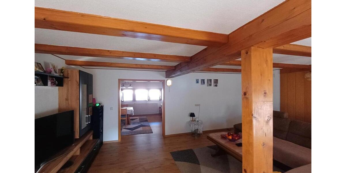 Einfamilienhaus Ehingen (Donau) - 9 Zimmer, 165 m&sup2;, 310.000&euro; | Angebot:25748573