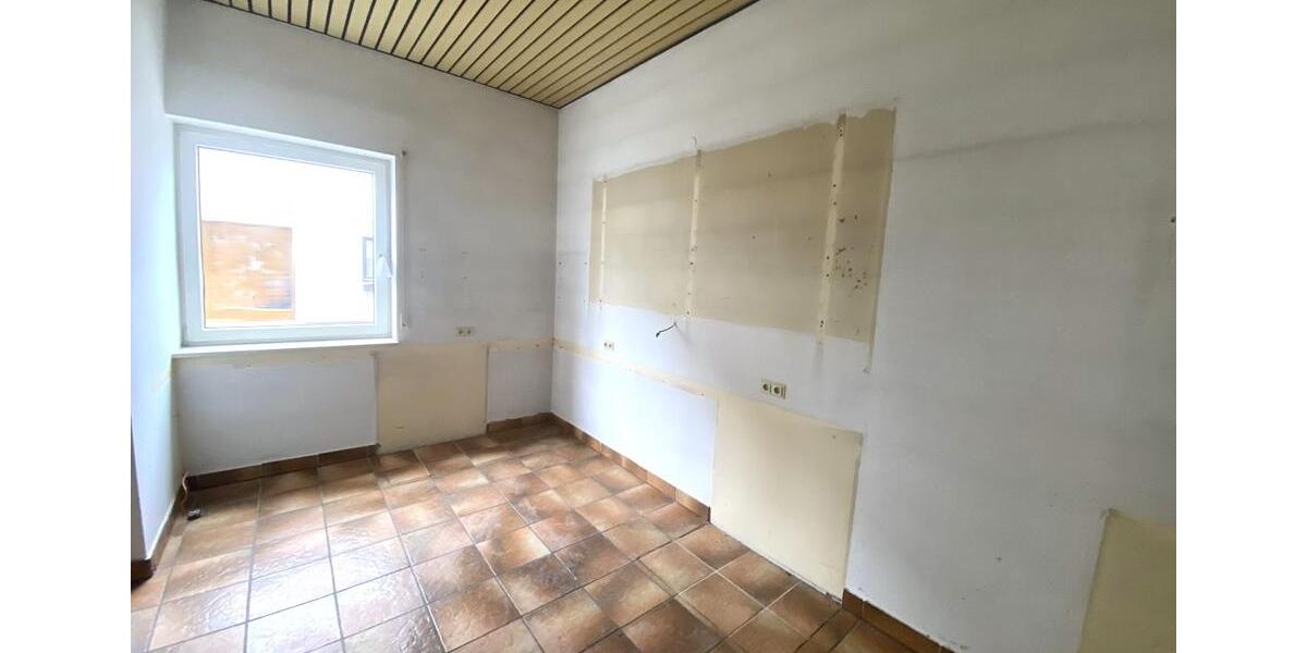 Gewerbeobjekt Neu-Ulm Burlafingen - 2.100&euro; | Angebot:15962060