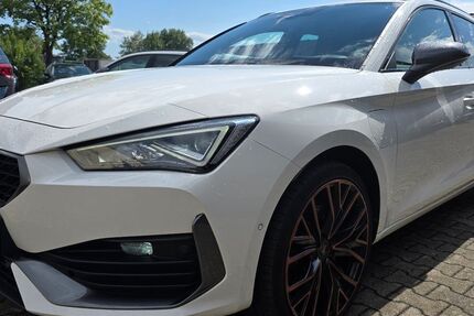 Cupra Leon 124.211 km 17.990 &euro; Ichenhausen 89335