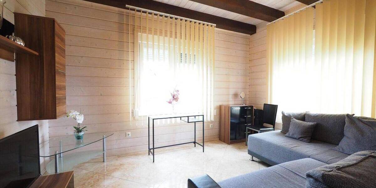 Einfamilienhaus Burgrieden Rot - 9 Zimmer, 292 m&sup2;, 686.000&euro; | Angebot:25822695