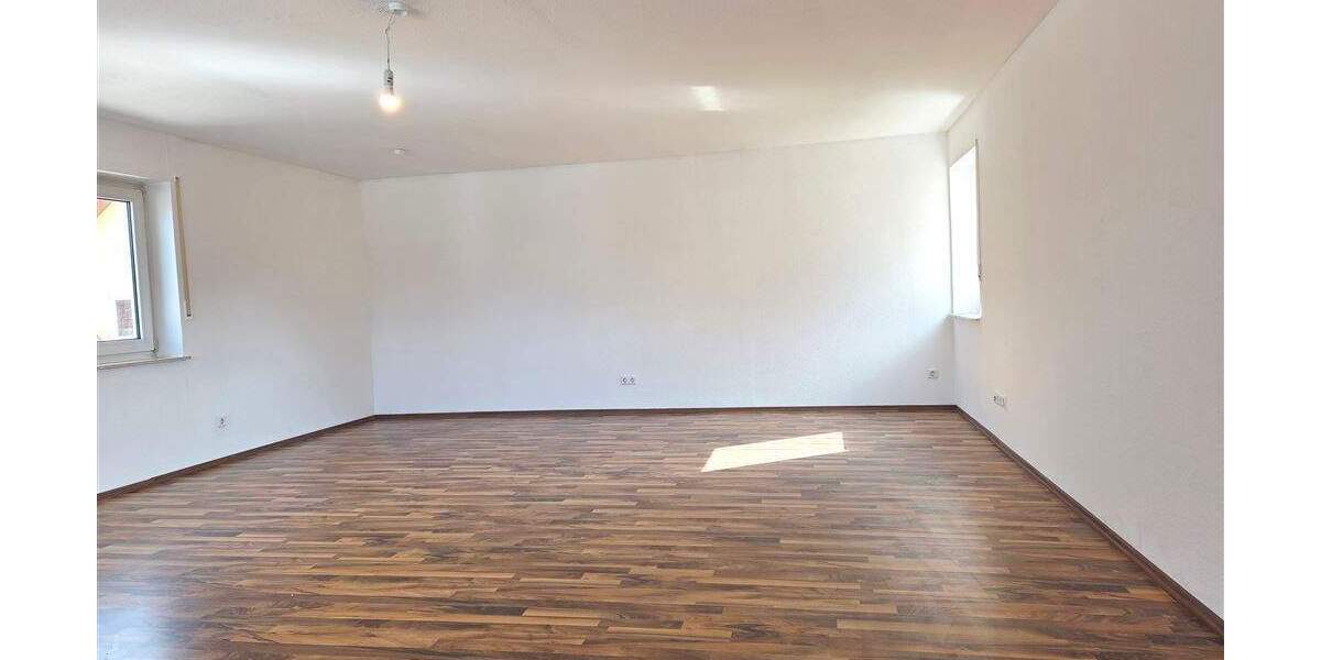 Etagenwohnung Langenau Göttingen - 3 Zimmer, 122 m&sup2;, 295.000&euro; | Angebot:25678479