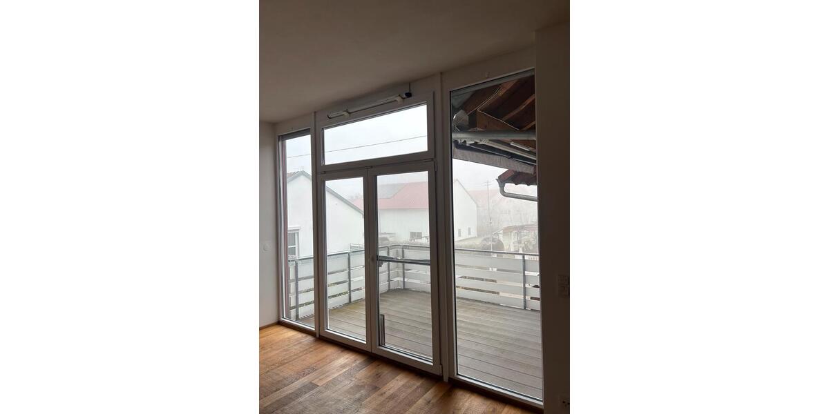 Etagenwohnung Nellingen - 4 Zimmer, 185 m&sup2;, 1.950&euro; | Angebot:24653845