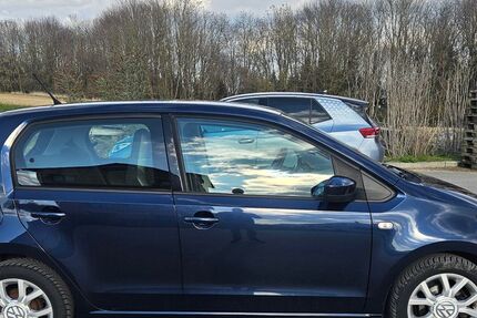 VW up! 144.000 km 5.750 &euro; Oberdischingen 89610