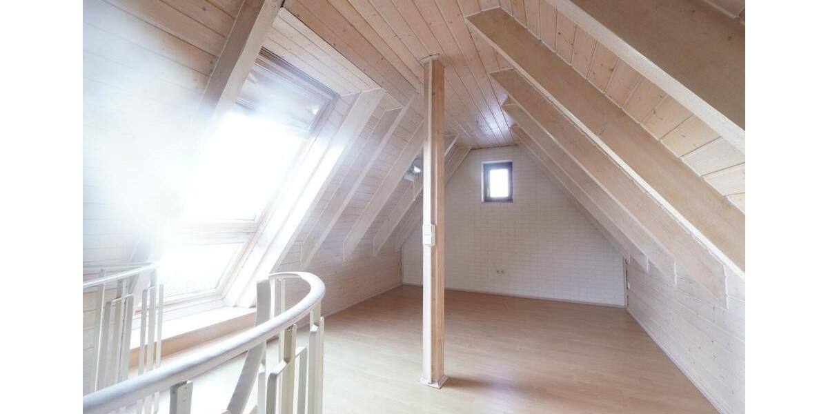 Dachgeschoßwohnung Schwendi - 3 Zimmer, 83 m&sup2;, 777&euro; | Angebot:23785724