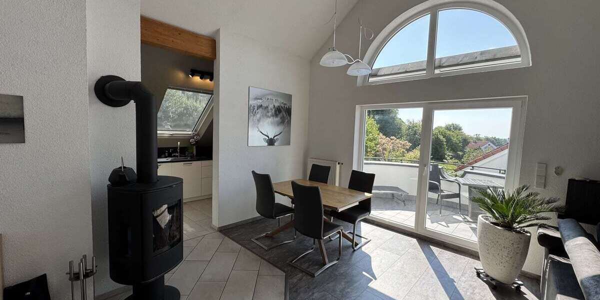 Etagenwohnung Lonsee - 4.5 Zimmer, 85 m&sup2;, 320.000&euro; | Angebot:25976865